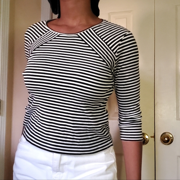 The Limited Black and White Striped Top / Half Sleeve - Picture 2 of 4